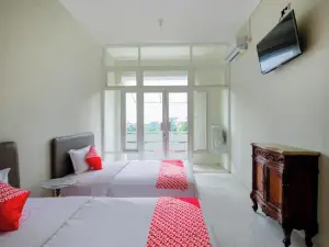 Capital O 3359 Pondok Wisata Jaden Trawas Mojokerto