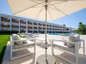 Malibu Foz Hotel - la Maison Younan