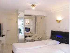 อพาร์ทเมนท์ ซตอร์เคินแฟร์เบอ