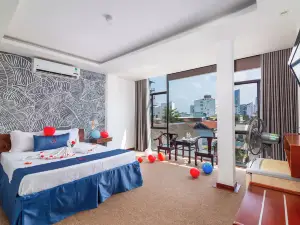 Amona Hotel