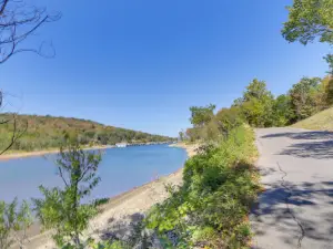 Secluded Vian Retreat Close to Tenkiller Lake