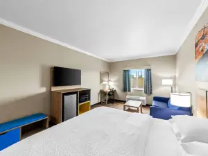 Days Inn by Wyndham Rockdale Texas