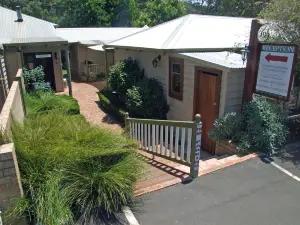 Adamsons Riverside Accommodation