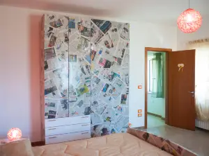 B&b Casa Tua. Original Rooms Await.....