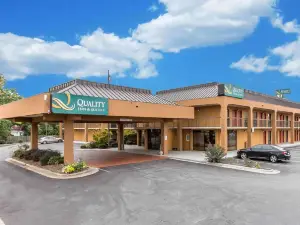 Clarion Pointe Statesville