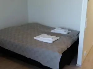 MR Apartments