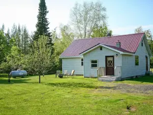 Secluded Home 15 Min from Lake Nebagamon!