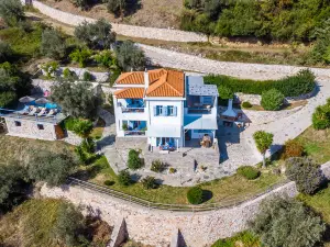 Villa Avaton with Magnificent Sea View and Skopelos Town