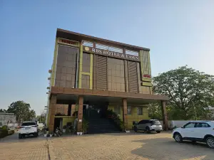 Rbs Hotel and Lawn