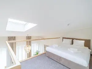 Modern Loft Apartment w/Free Parking No.2