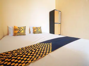 Spot on 93685 Homestay Bu Sun SyariahNearTaman Rekreasi & Pemandian Taman Suruh