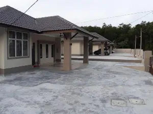 FOUR Bungalow House Next to Giant Kuala Pilah 23