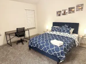 New Cozy Spot by Lackland & Seaworld