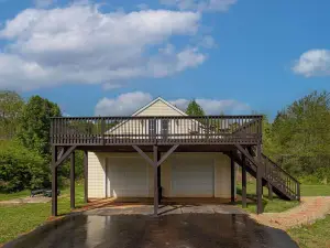Home away from Home, private apartment with amenities.