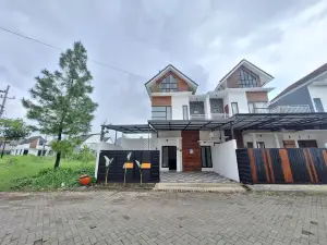 MP Villa Boulevard 43 Malang