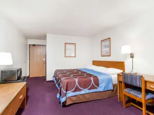 Super 8 by Wyndham Sidney NY