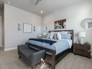 Stunning Resort Villa - Private Hot Tub & Game Room