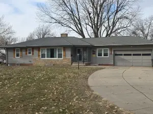 Sanctuary on Spruce; 3-bedroom house with room for everyone