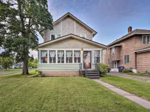 Elegant Superior Getaway < 2 Mi to Downtown!