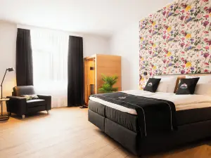 弗裏達酒店及咖啡館