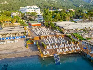 Rose Garden Premium Hotel