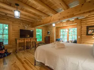 Stylish 3BR Log Cabin w Fire Pit Near Trails