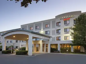 Courtyard Middletown Goshen