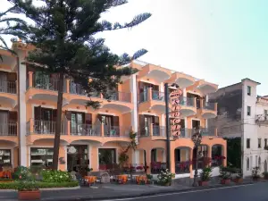Hotel Santa Lucia