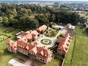 Żabi Dwór - Hotel - Restauracja - Spa