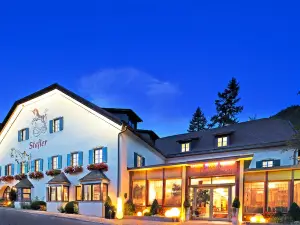 Romantik Hotel & Restaurant Stafler