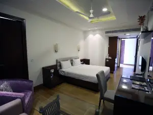 Royal Inn