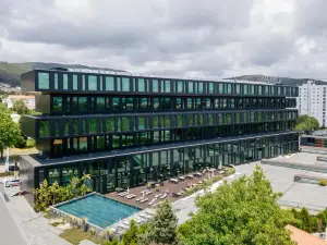 Axis Viana Business & Spa Hotel