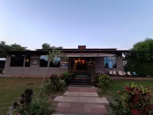 Roccia Hill Resort and Adventure Park