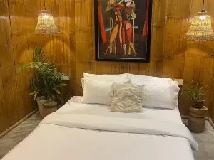 Room In a Bali Inspired Eco Villa, By The Beach