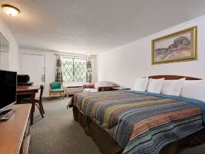 Knights Inn Macedonia