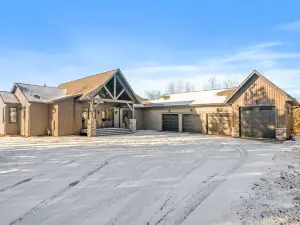 The Belle Retreat