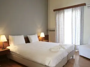 Hotel Theoxenia