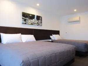 Stopforths Premium Accommodation