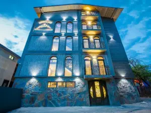 โรงแรม เมสเทีย อินน์