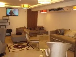 Tucacas Beach Hotel