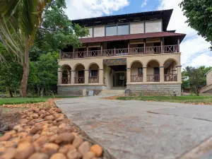 Akshaya Bungalow by Sparsa