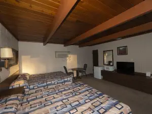 Cedar Inn