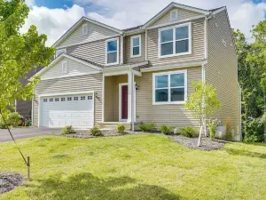 Pet-Friendly Family Home ~ 25 Mi to Columbus