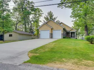 Luxe Waterfront Home w/ Private Lake Access!
