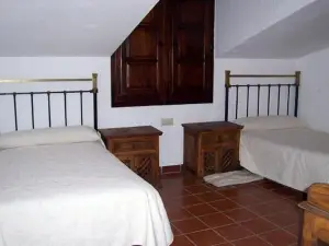 House with 4 Bedrooms in El Provencio, with Enclosed Garden