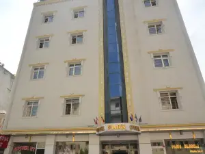 Dimet Park Hotel