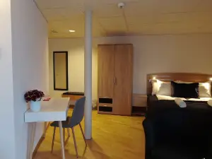 Arctic Inn