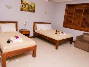 Hideaway Hotel