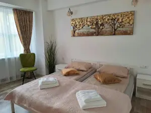 7 Levél Central Apartments