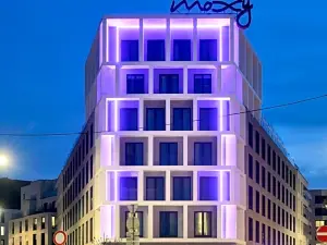 Moxy Brussels City Center